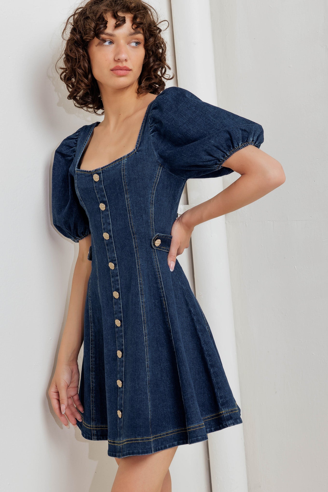 PUFF & PLAY DENIM MINI DRESS Flying Tomato